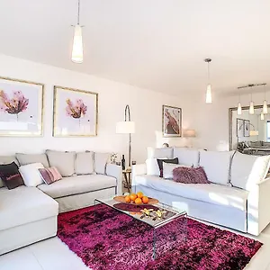  Apartment Apartamento Paradisus By Lovelystay